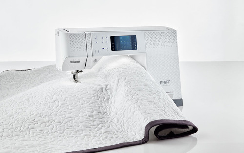 Pfaff expression 710 Special Edition