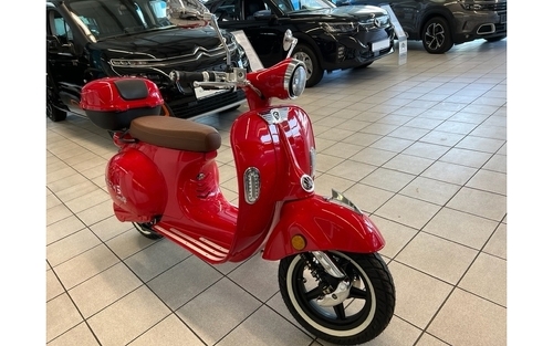 Dreems Roller Amalfi Elektro 45km/h in rot